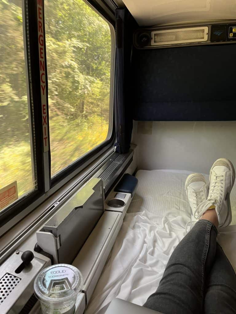 7 Reasons to Travel by Train 2 7 Reasons to Travel by Train 2
